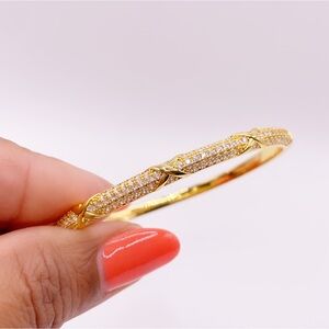 Elegant Gold Bangle Bracelet